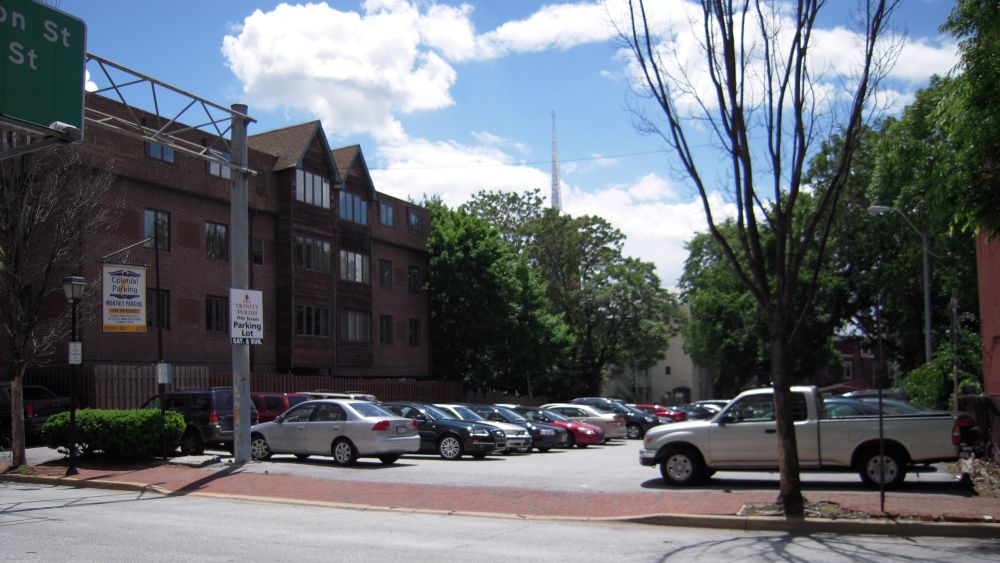 Colonial Parking Lot 958
